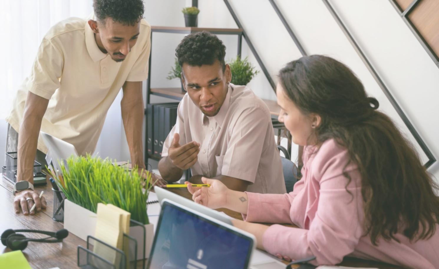 Ambiente de trabajo colaborativo en torinaleqvysu